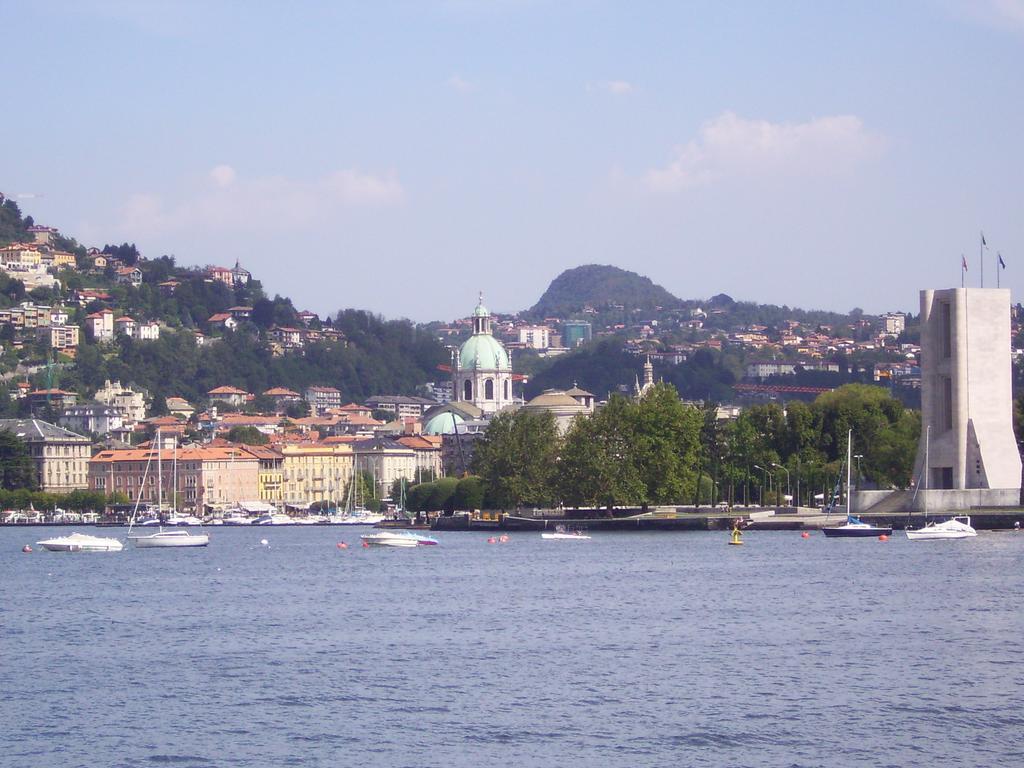 Manzoni Studios Lake Como ภายนอก รูปภาพ